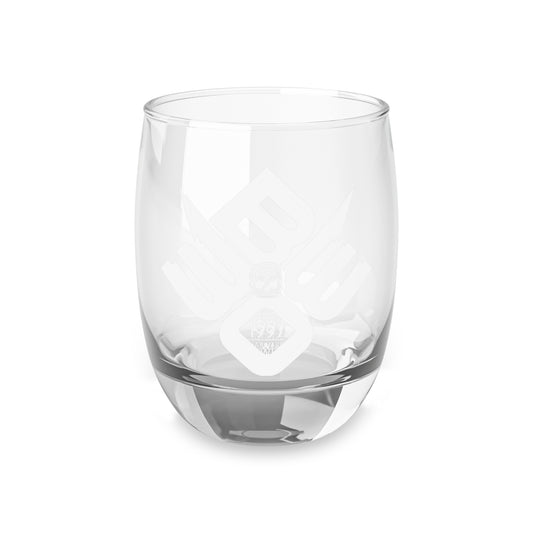 Etched Skull & Cross Swords Whiskey Glass — Engraved Rocks Tumbler for Men, Groomsmen & Father’s Day